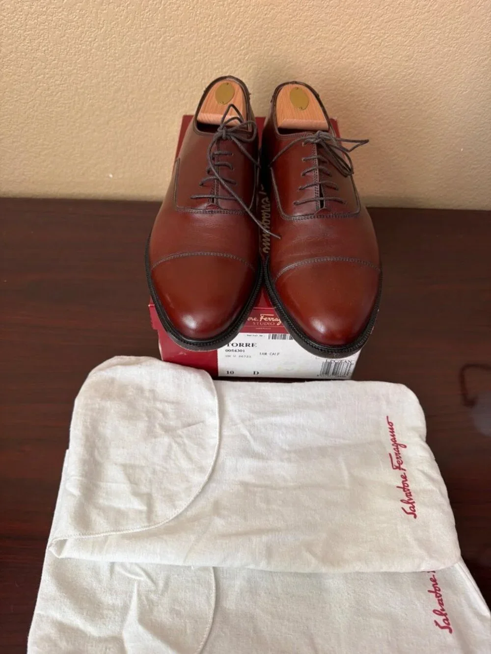 VTG Salvatore Ferragamo "Torre" Men's Tan Leather Cap Toe Oxfords Sz 10 w/Box - Picture 14 of 16